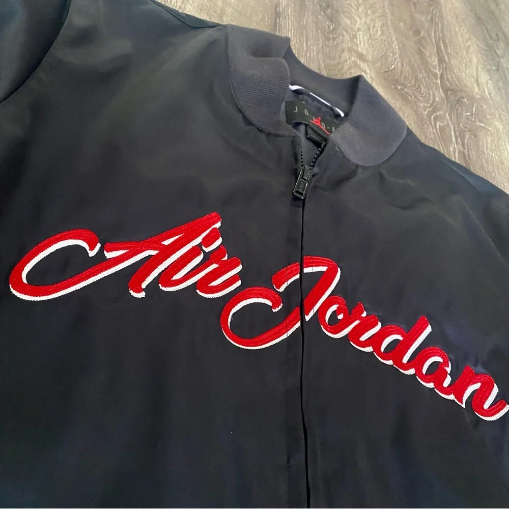 Air Jordan Jumpman RARE Satin Bomber Jacket - Picture 3 of 12